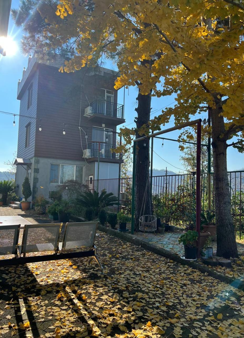 Hotel Gt House Batoumi Extérieur photo